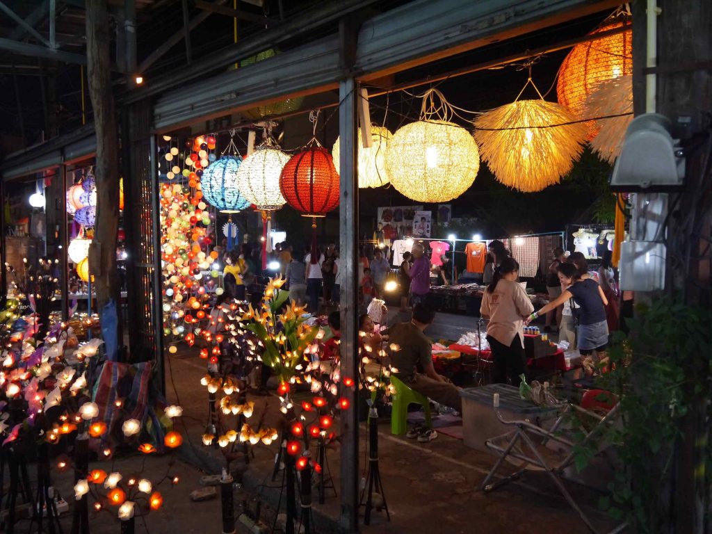 السوق الليلي في شنغماي