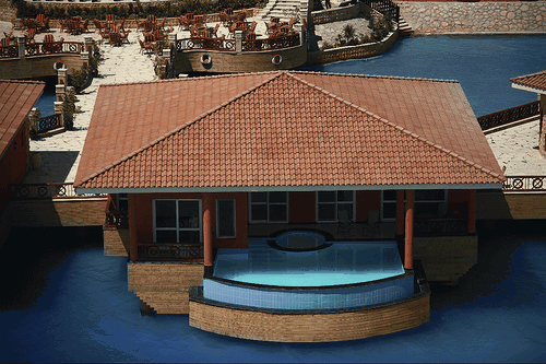 Liftda yashirin kameralar jinsiy aloqa