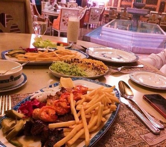 مطعم شبستان