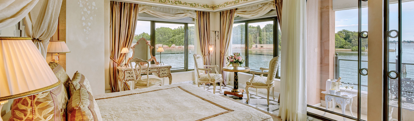 -ocip_1366x400_room_palladio_suite04-jpg