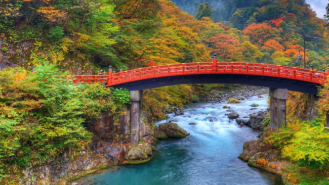 -914074-130810-autumn-japan-jpg