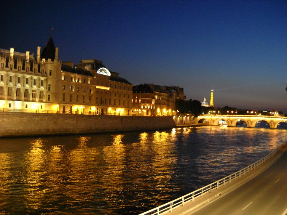 -seine_by_eiffel-jpg