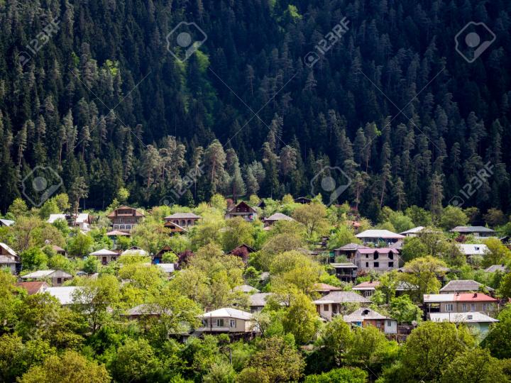 -26302237-borjomi-south-central-georgia-borjomi-resort-town-mineral-waters-jpg