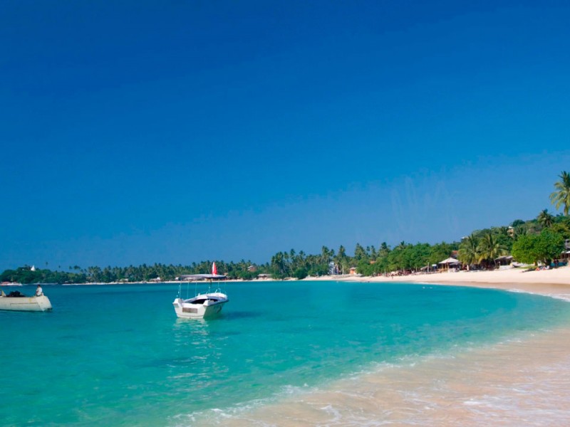 -unawatuna-beach-sri-lanka_04-800x600-1-jpg