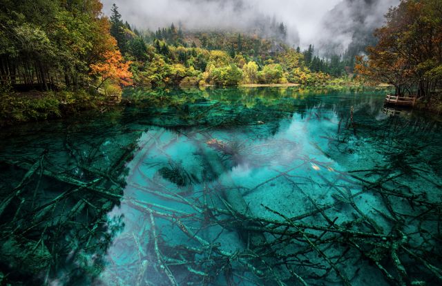 -panorama-danau-paling-indah-di-dunia-jiuzhaigou-6-jpg