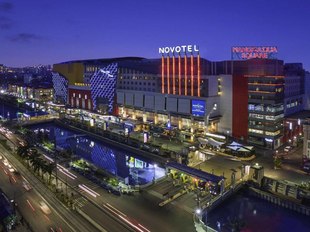 Novotel Mangga Dua Square