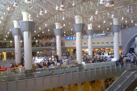 عدد ساعات الترانزيت وحجز فندق مطار الكويت (في ضيافة مطار النخبة)