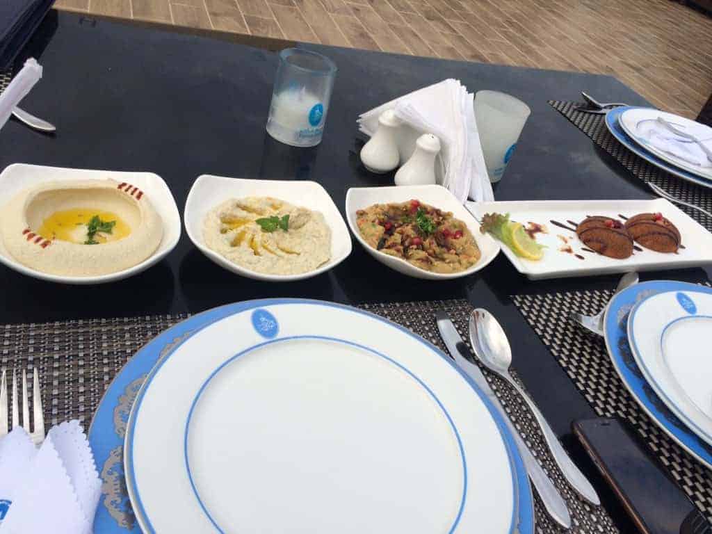 اغلاق مطعم فيروز قاردن