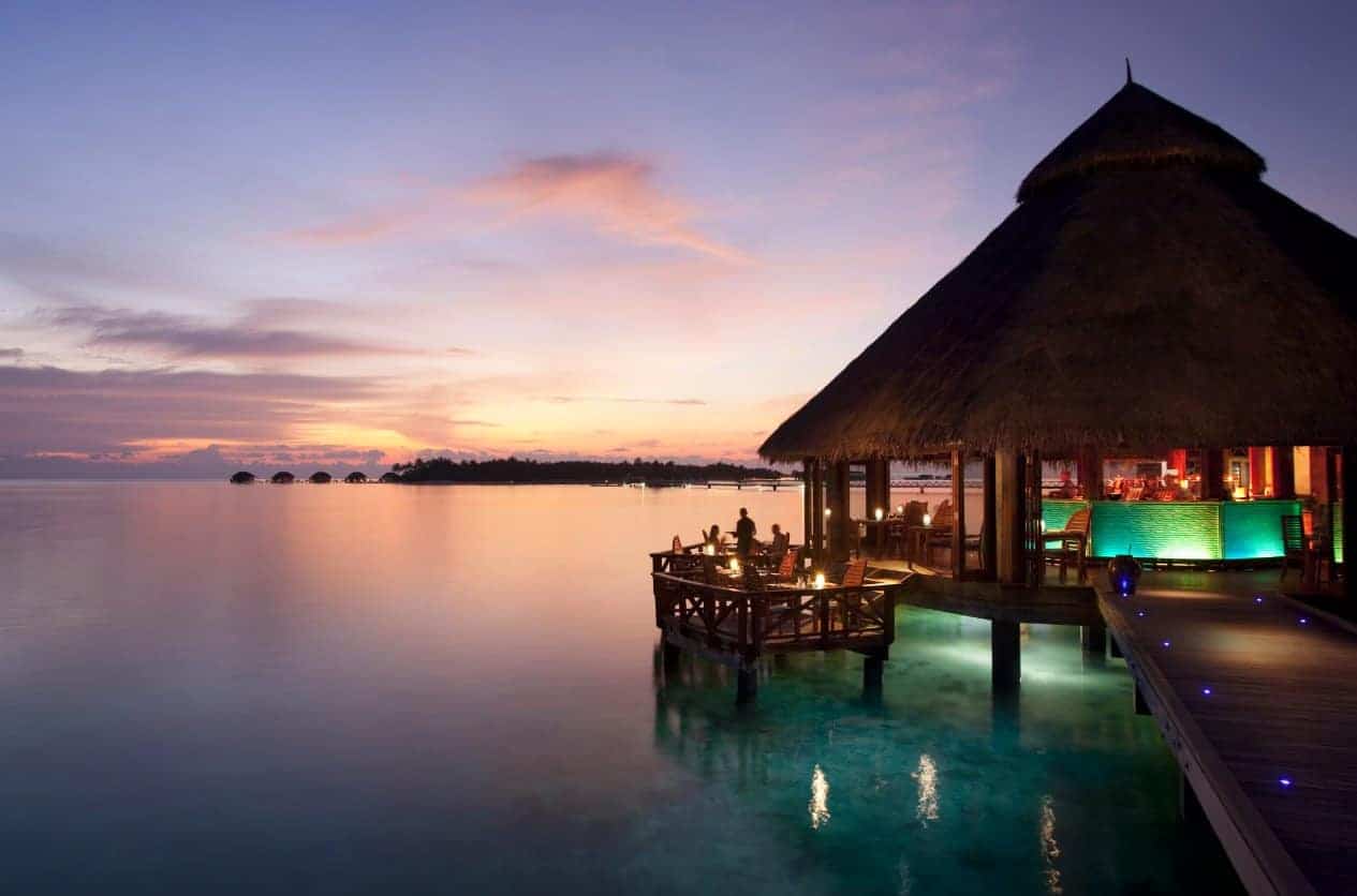 مطعم صن سيت غريل ‪Sunset Grill‬