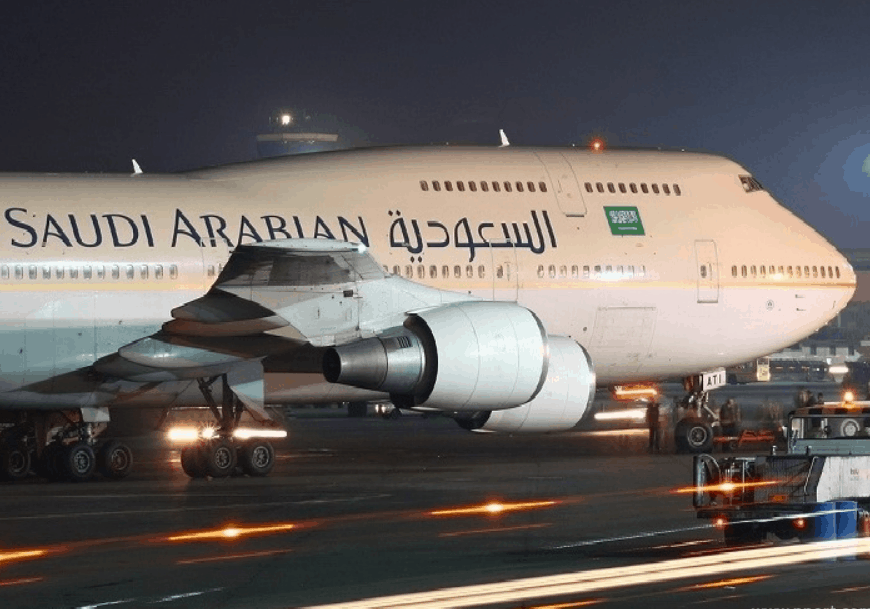 Boeing 777-300 الخطوط السعودية مقاعد