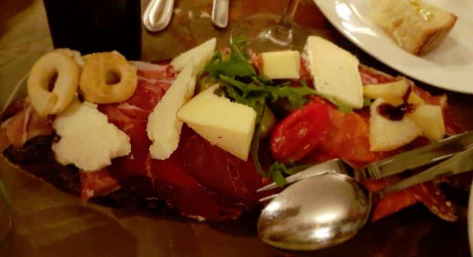 مطعم Pizzeria La Baracca