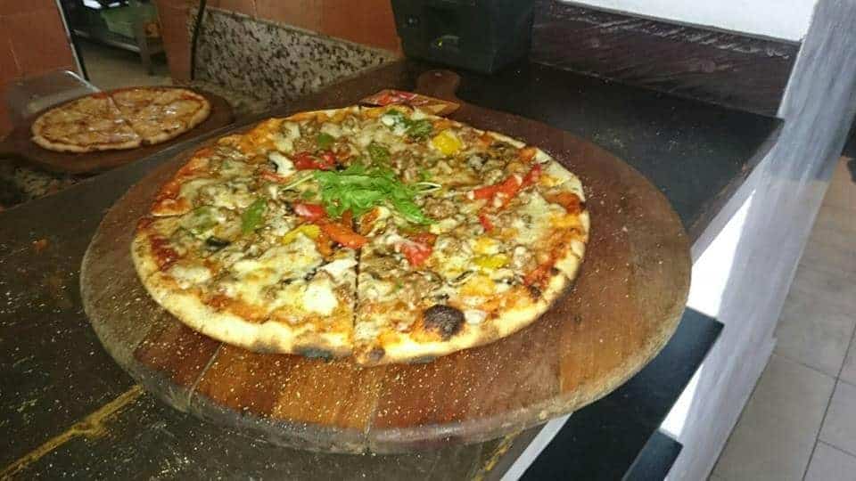 مطعم أوستري