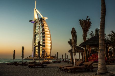 فندق برج العرب تتوقعون كم نجمه؟