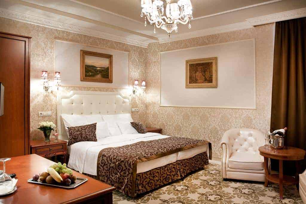 3.Hotel Capitulum