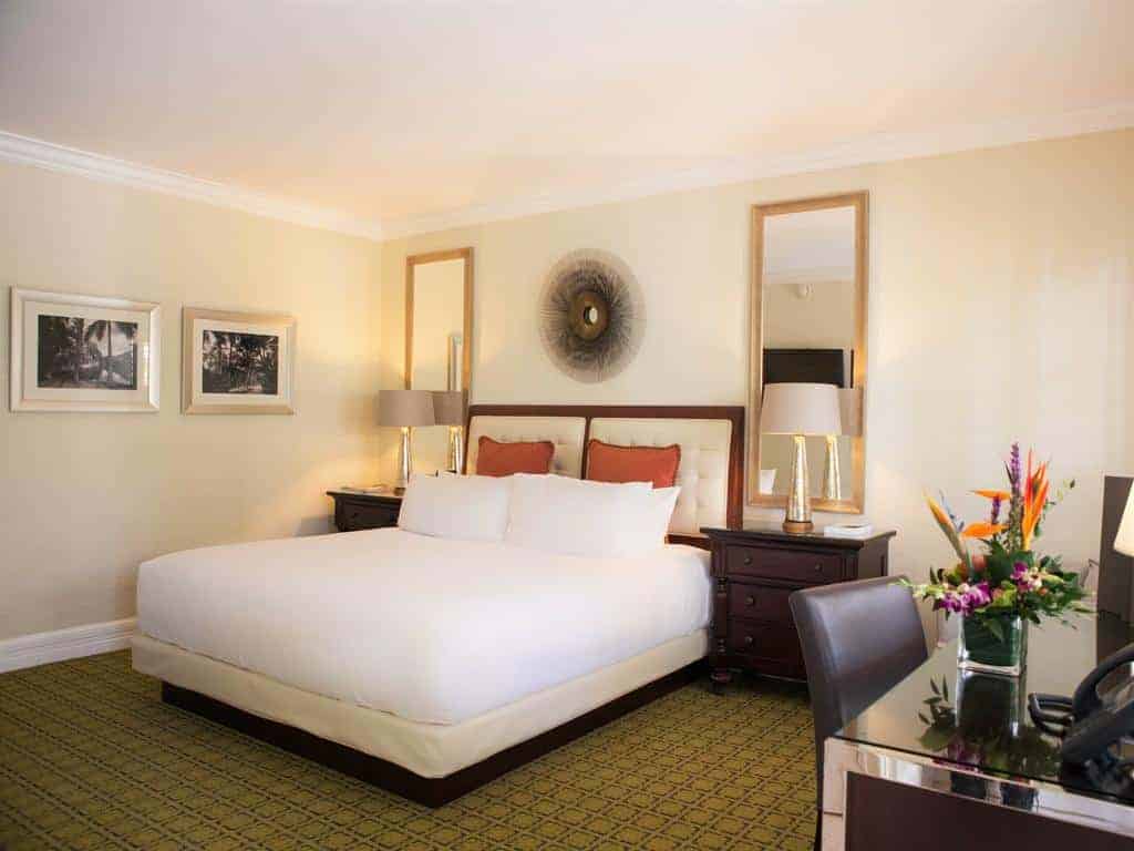 4.The Pillars Hotel
