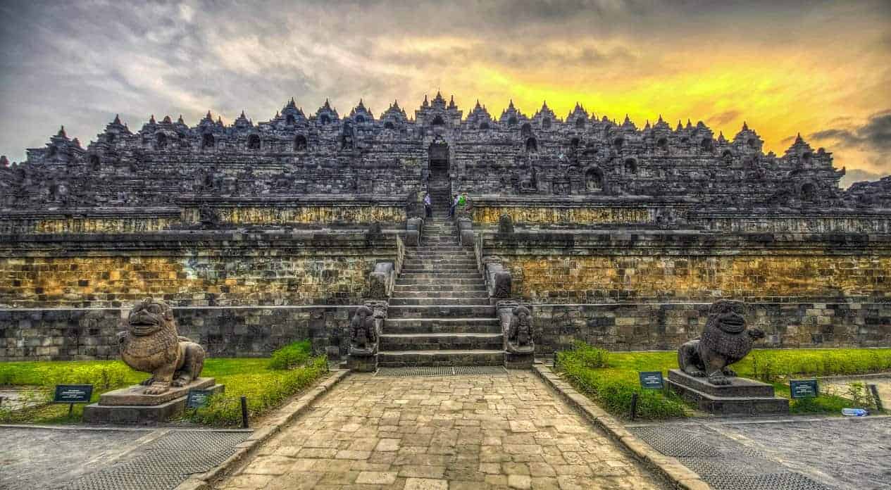 بوروبودور Borobudur