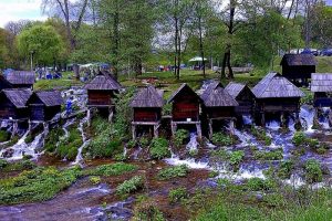 جولة في مدينة يايتسه Jajce - البوسنة والهرسك - يايتسه
