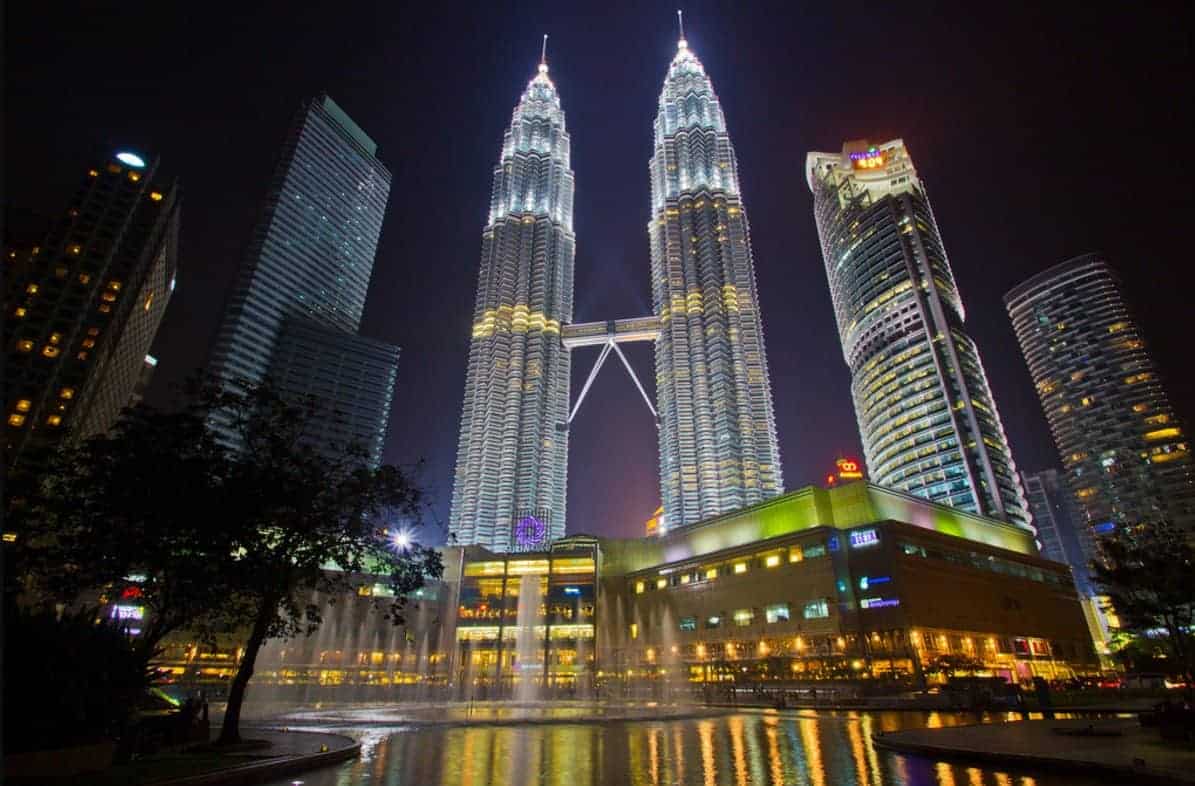 برجا بتروناس التوأم KLCC ماليزيا