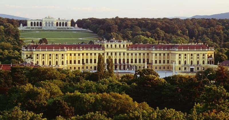 زيارة أهم الأماكن التاريخية – النمسا – فيينا
