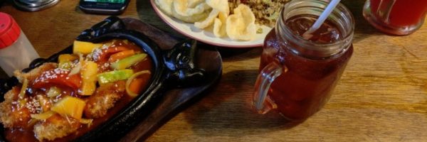 مطعم وارونغ اجو ‪Warung Ijo‬