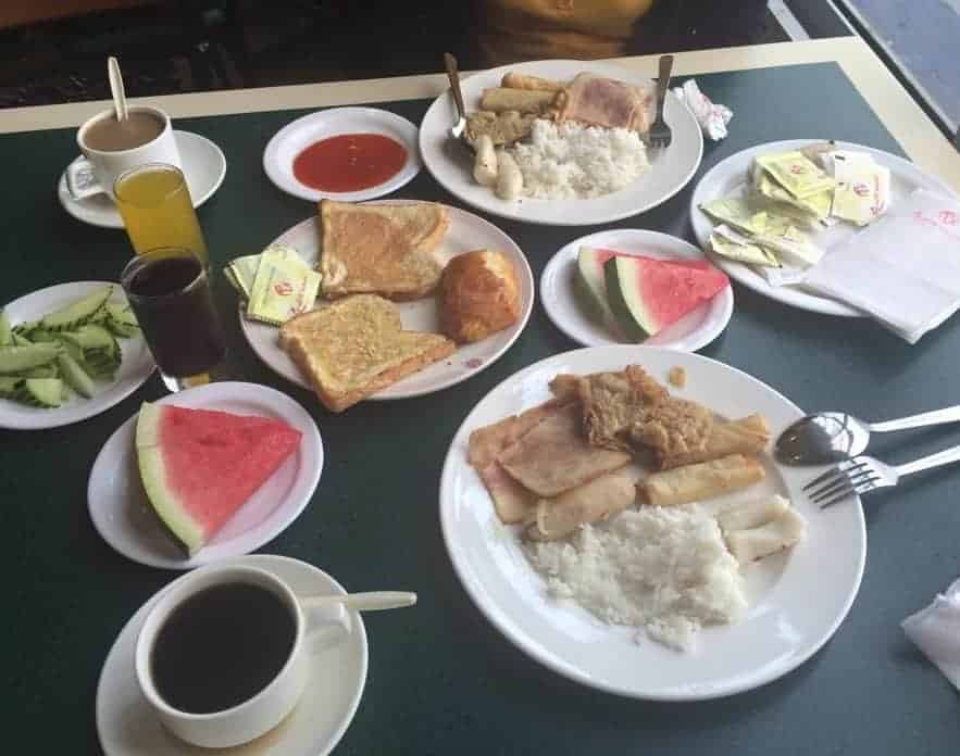 مقهى العالم الأول First World Café