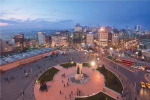 الوصول إلى العاصمة اسطنبول - تركيا - اسطنبول