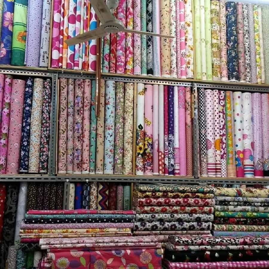 سوق تاناه آبانغ للملابس