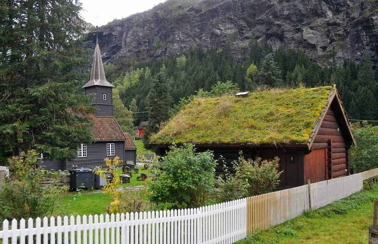 كنيسة فلام Flam Church