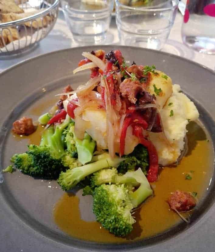 مطعم ايما دروميكجوكن Emma's Drommekjokken