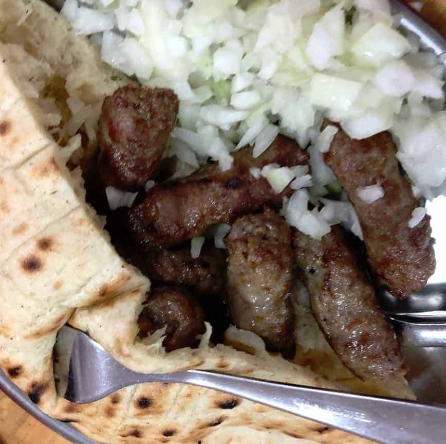 مطعم سيفابدزينيكا زيلجو ‪Cevabdzinica Zeljo‬