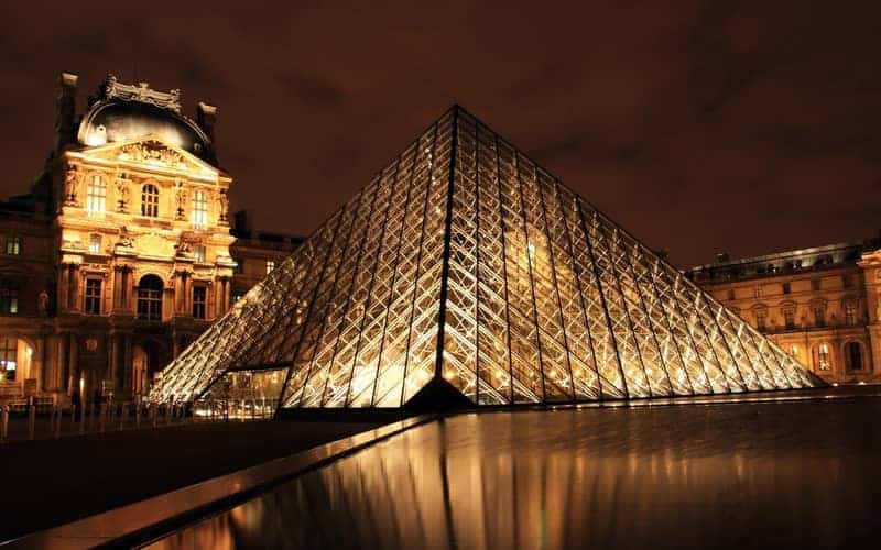متحف اللوفر louvre museum
