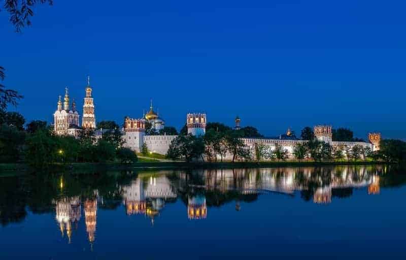 زيارة منطقة نوفودوفيتشى Novodevichy Monastery  - روسيا - موسكو