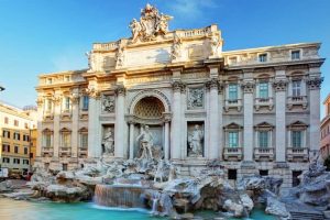 القيام بجولة في مدينة روما – إيطاليا – روما