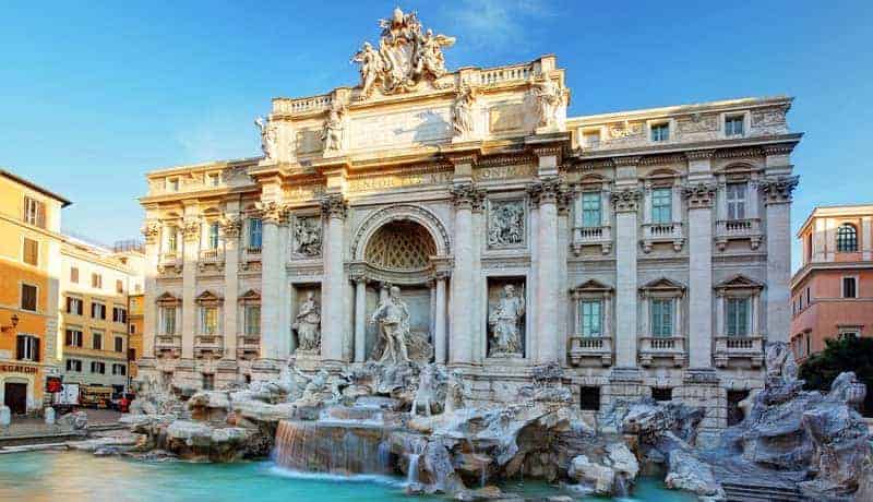 القيام بجولة في مدينة روما – إيطاليا – روما