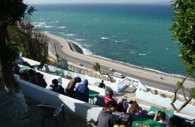 مقهى الحافه بطنجه وسر المكان