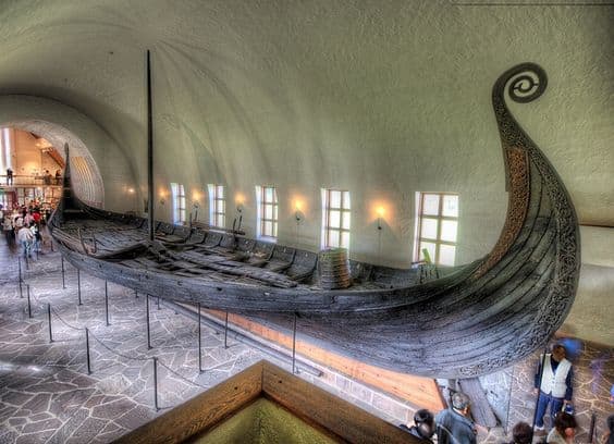 الذهاب الى متحف سفينة الفايكنغ Viking Ship Museum  ا33