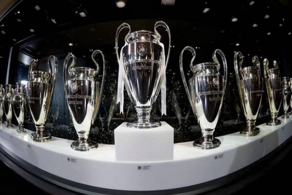 متحف نادي برشلونة Barcelona Club Museum ض1512