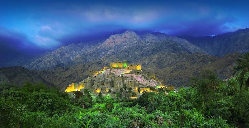 قرية ذي عين الأثرية Thi Ain Ancient Village