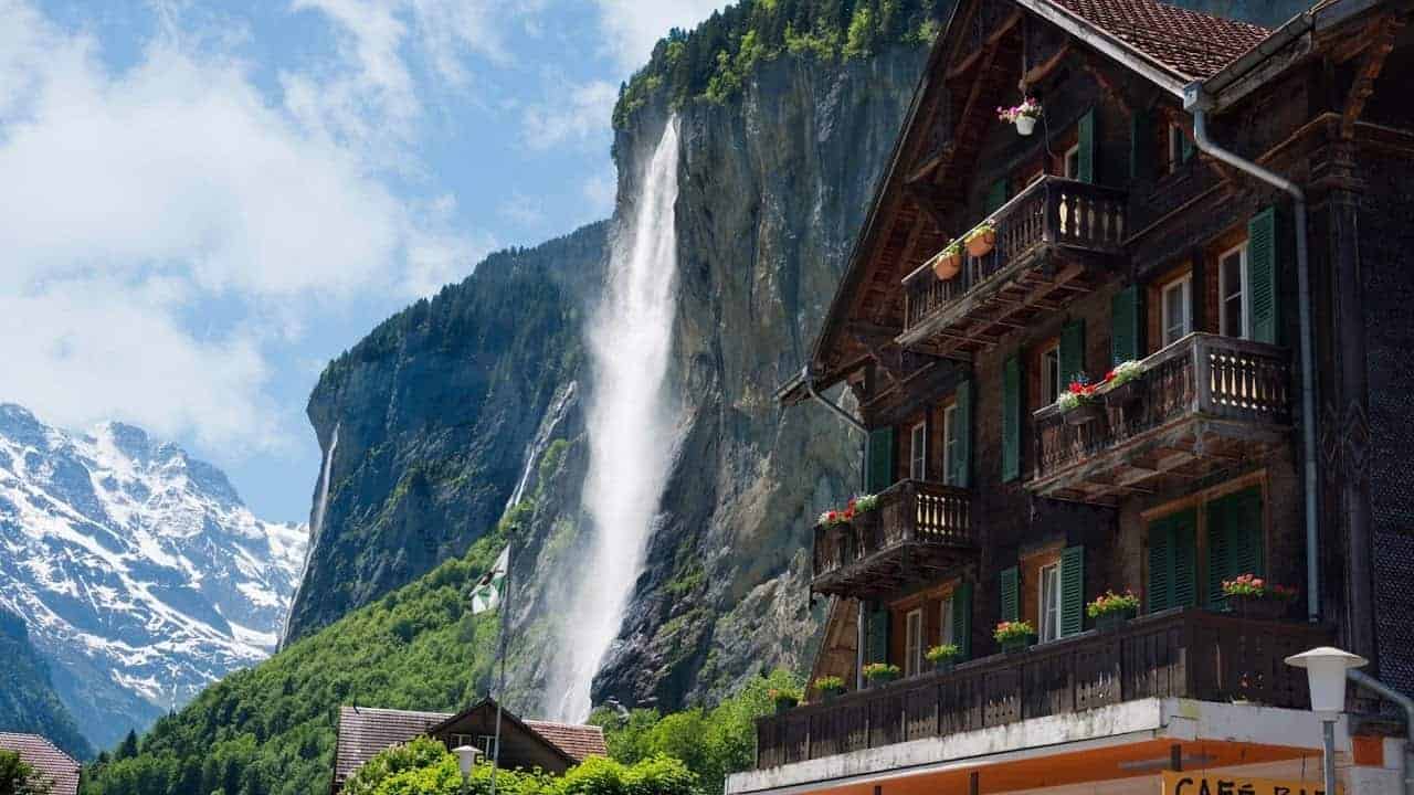 مقاطعة Interlaken