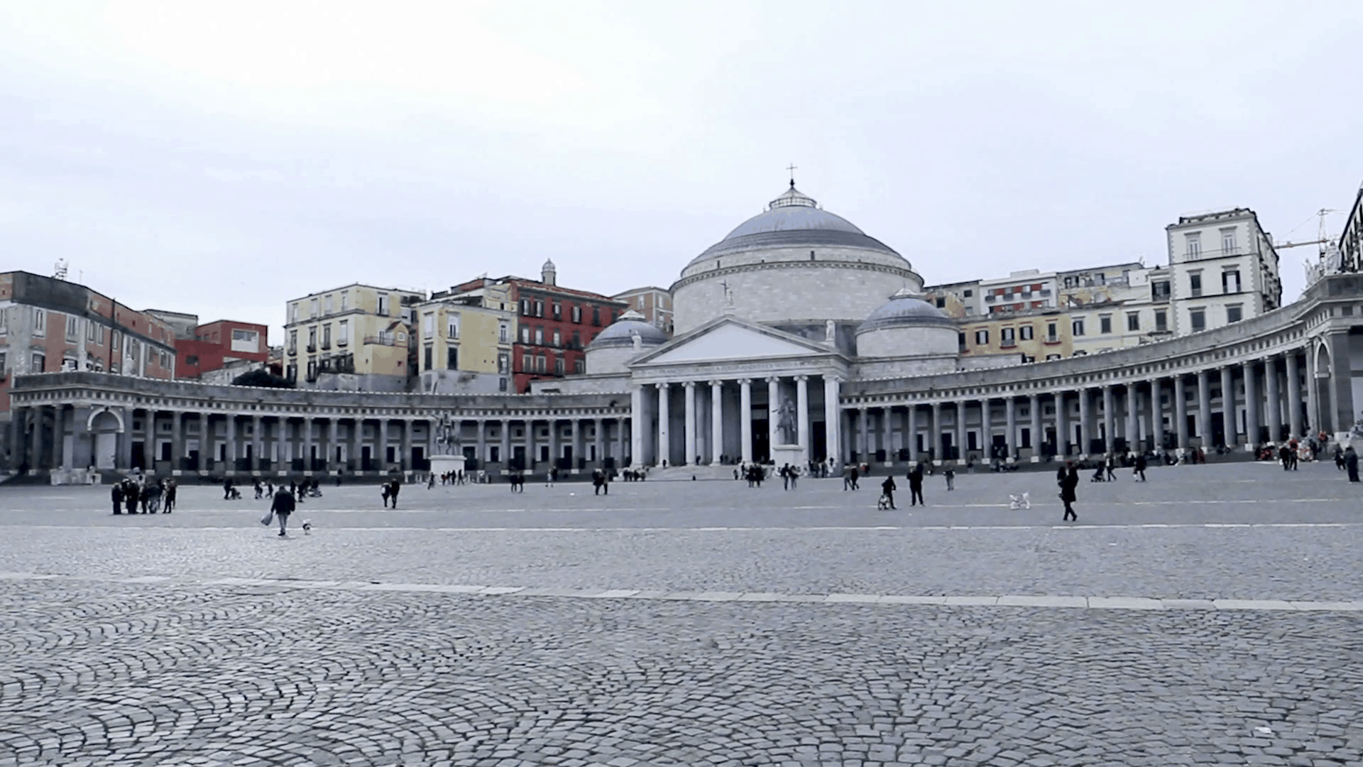 ساحة Piazza del Plebiscito