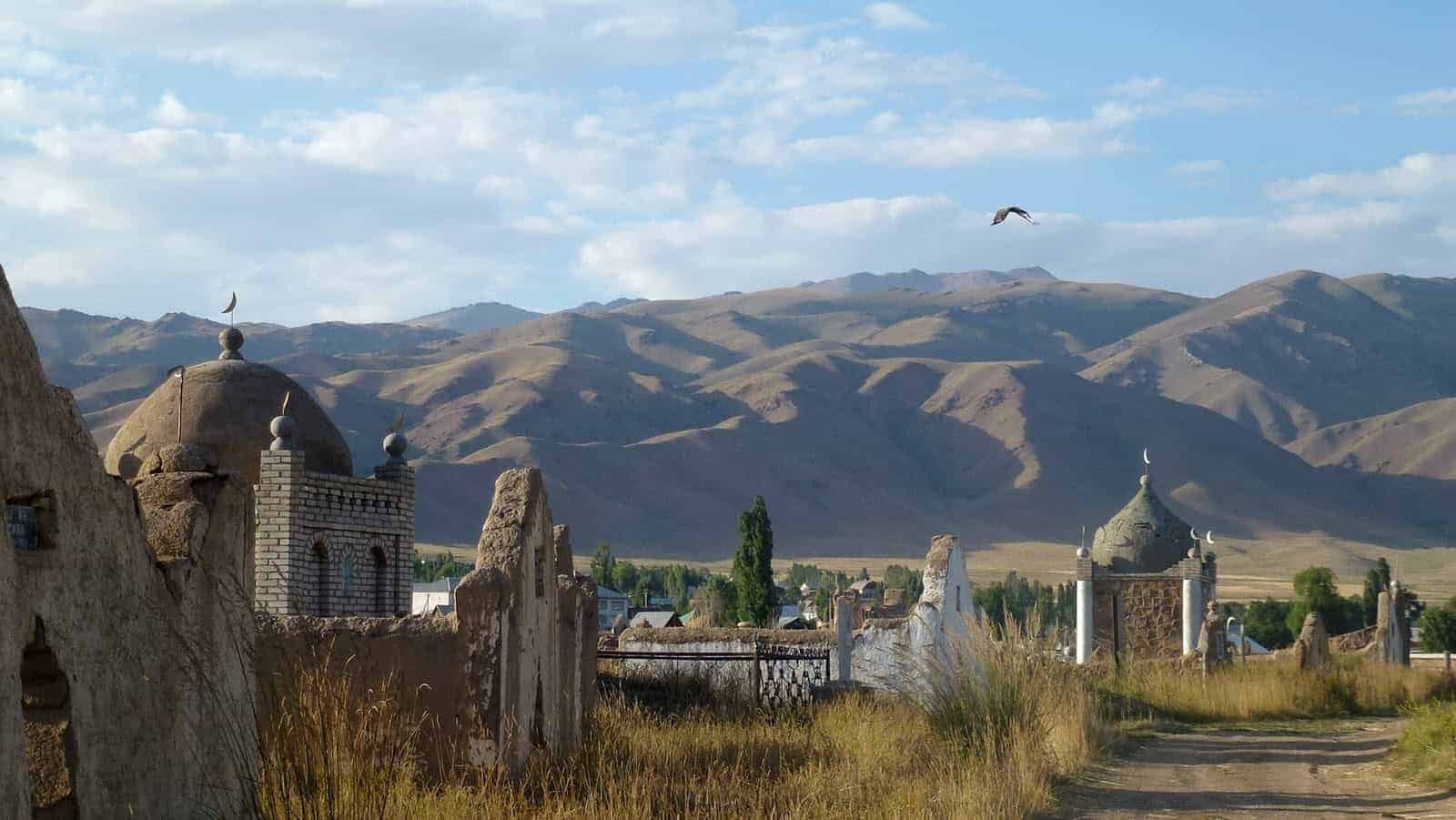 تقرير عن السياحة في قرغيزستان