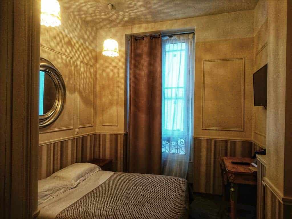 4.فندق باريس سانت أونوريه