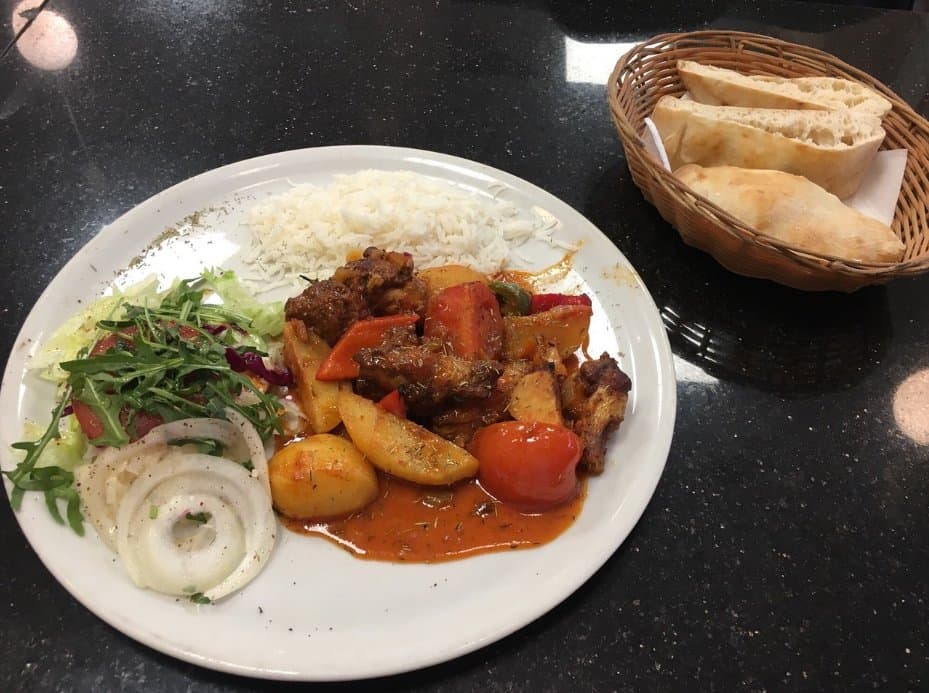 مطعم سفرة  Sofra Restaurant