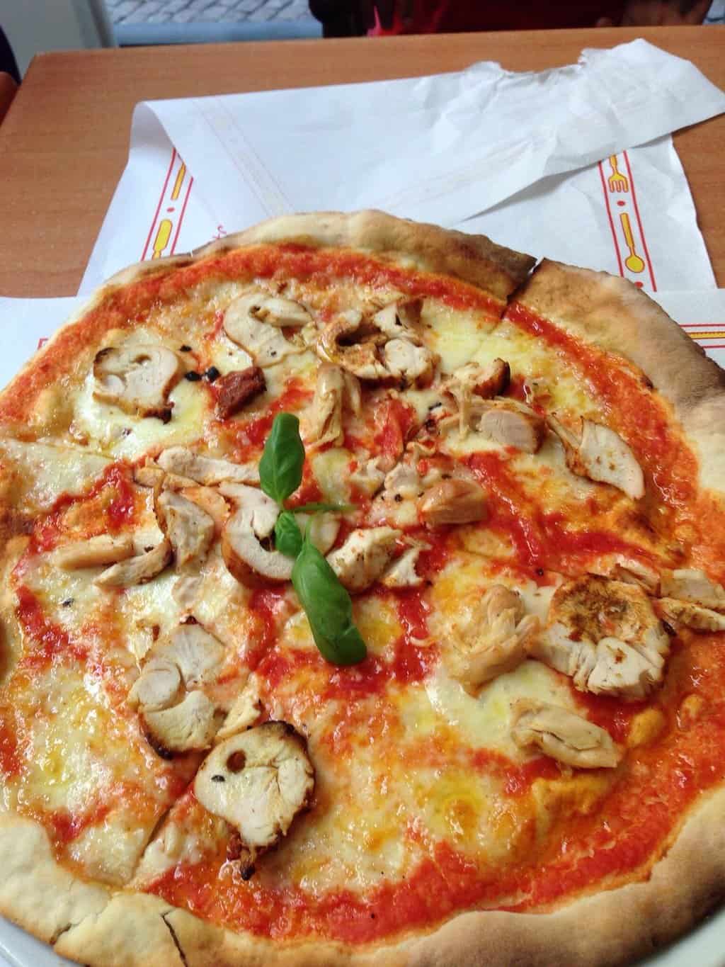 مطعم المدينة تندوري Maddina Florence Tandoori Restaurant