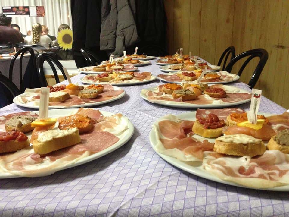 مطعم بيتزيرا لاسبيغو لاتريس ‪Pizzeria La Spigolatrice‬