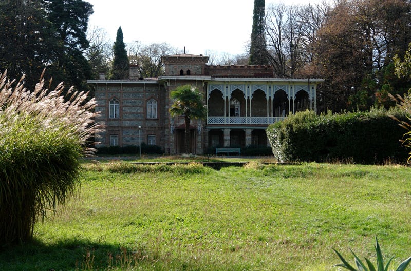 زيارة قصر تسيندالي في تسيندالي