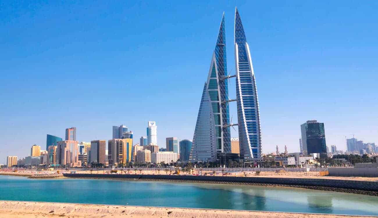 تقرير عن السفر من الدمام للبحرين