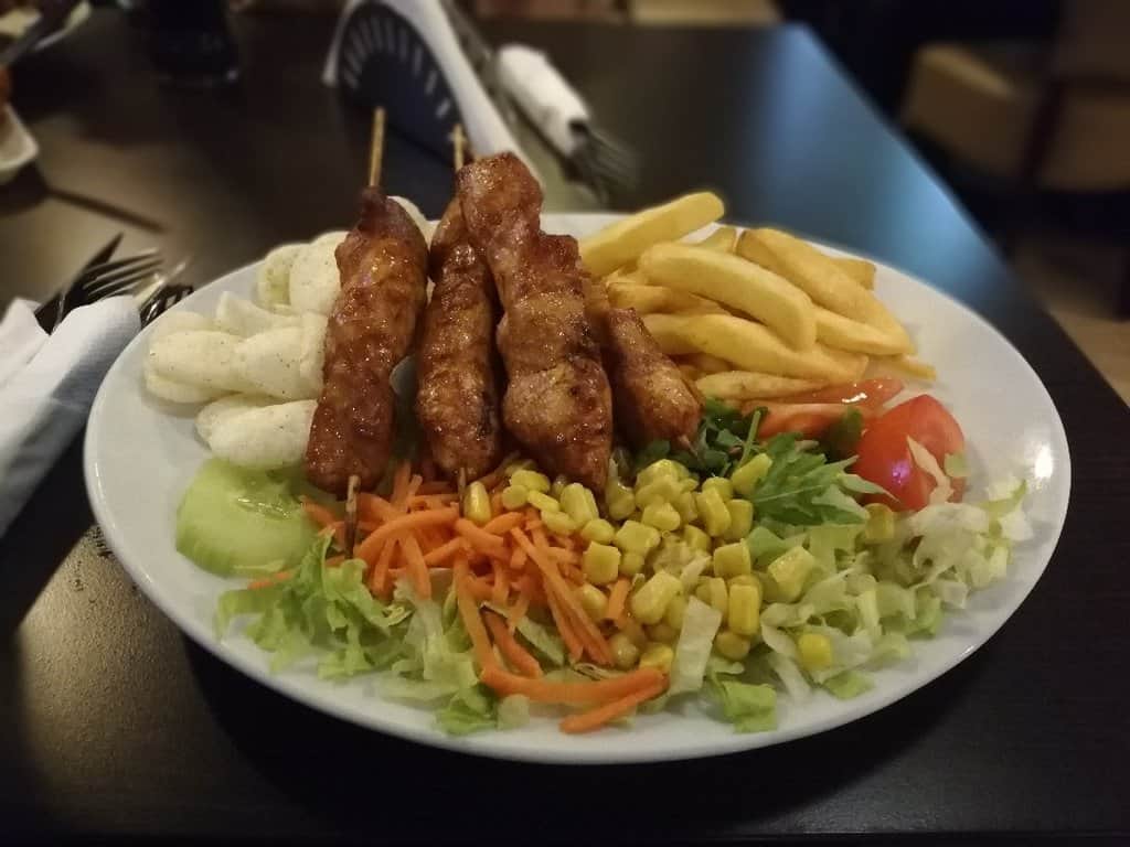 مطعم كريستال Crystal Restaurant