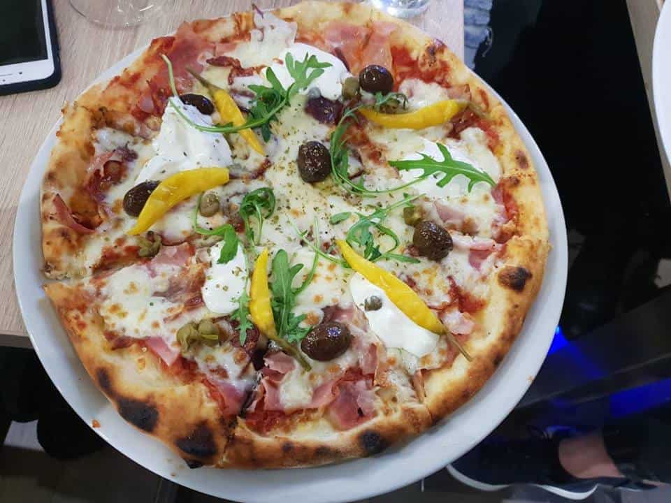 مطعم ريبريل جريل ‪Rubelj Grill‬ Restaurant 