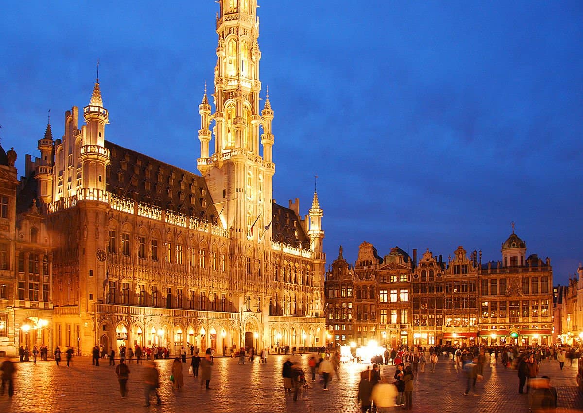 افضل 4 انشطة في الميدان الكبير في بروكسل بلجيكا